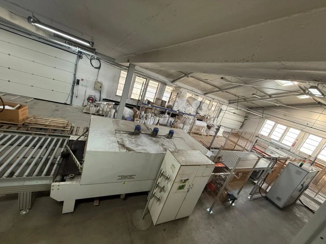 Schrumpffolien Verpackungslinie / LCR Group / 