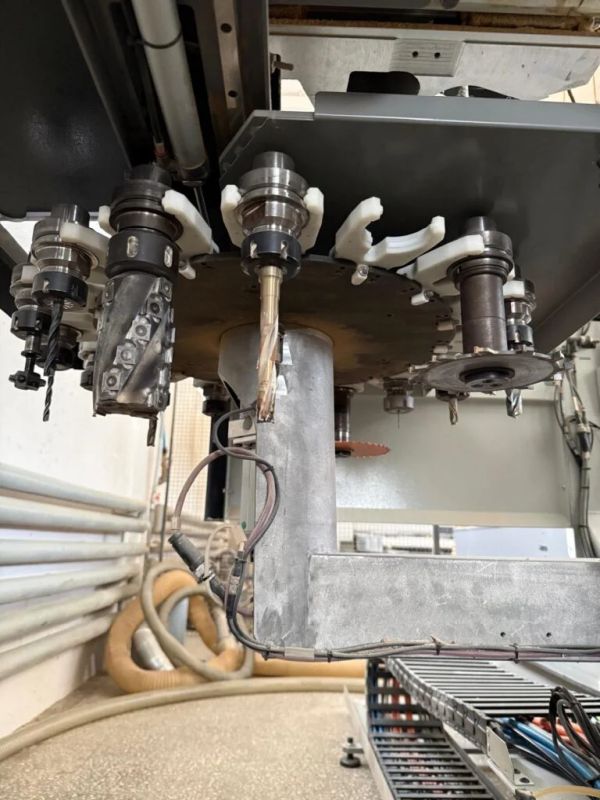 CNC-Bearbeitungszentrum / BIESSE / Rover A 1643