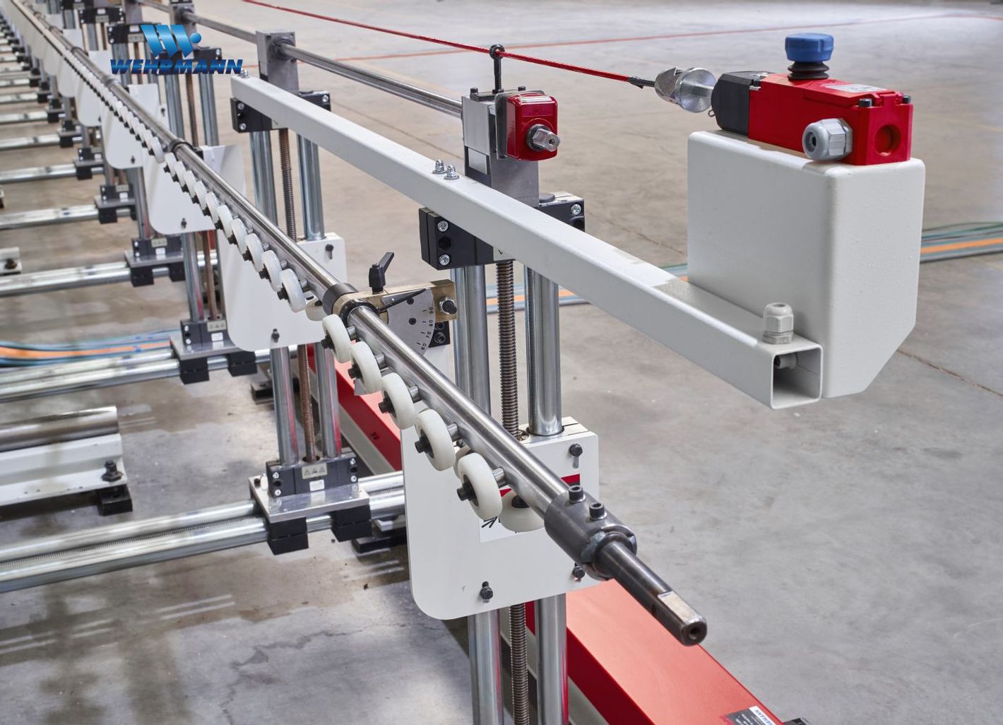 Eins. Direktpostformingmachine für gebogene Caravanfronten / WEHRMANN / Combima /K/I/R80/1260/V