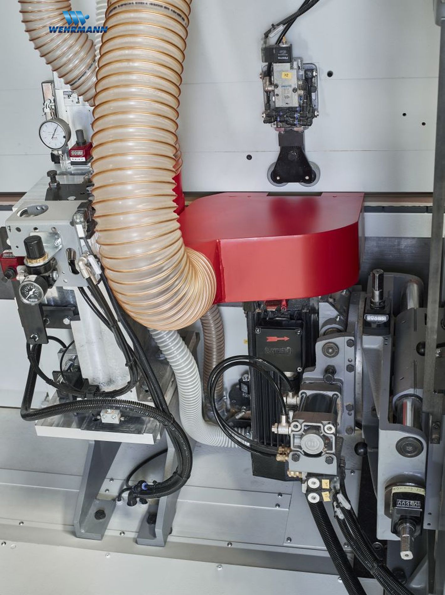 Eins. Direktpostformingmachine für gebogene Caravanfronten / WEHRMANN / Combima /K/I/R80/1260/V