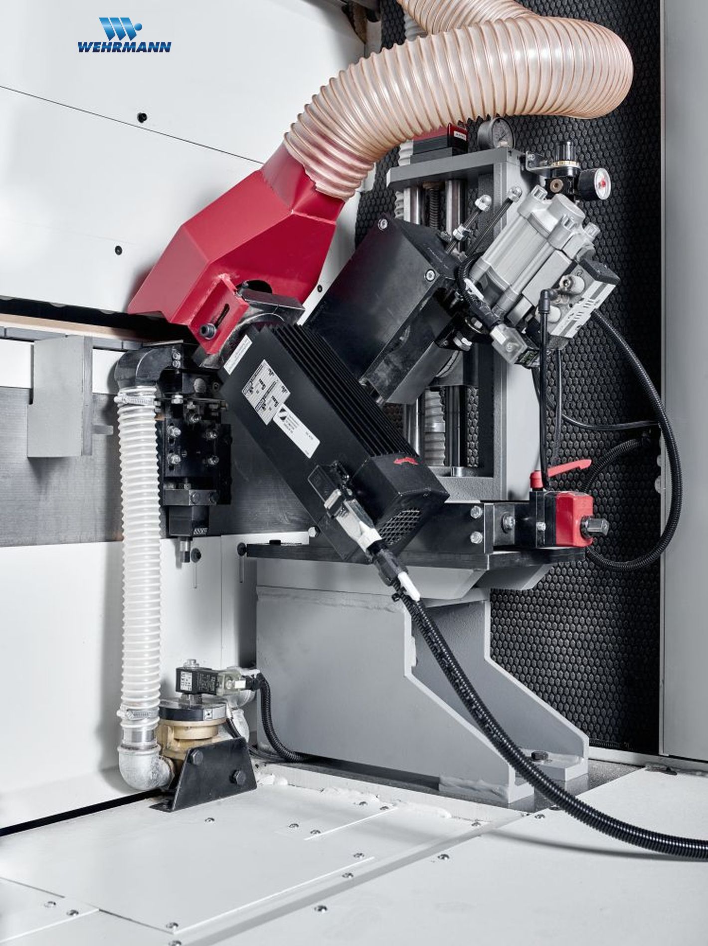 Eins. Direktpostformingmachine für gebogene Caravanfronten / WEHRMANN / Combima /K/I/R80/1260/V