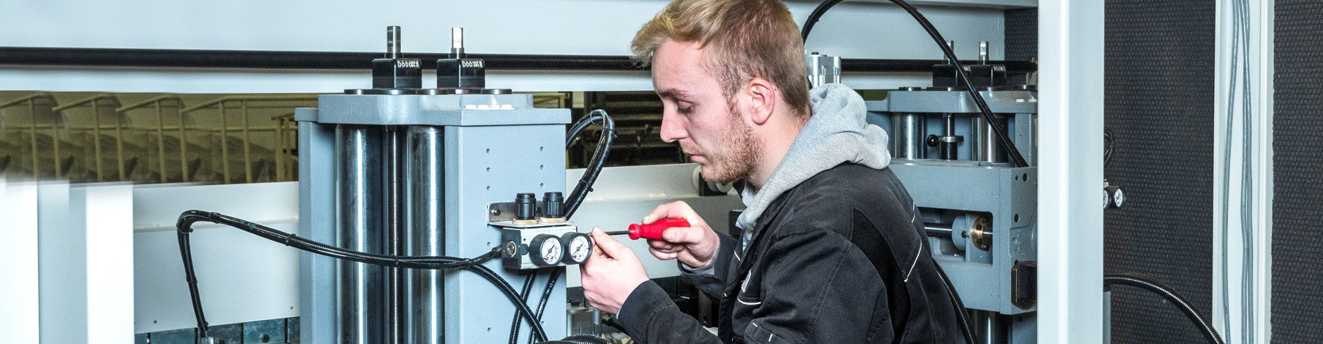 Reparatur HOMAG Kantenanleimmaschine