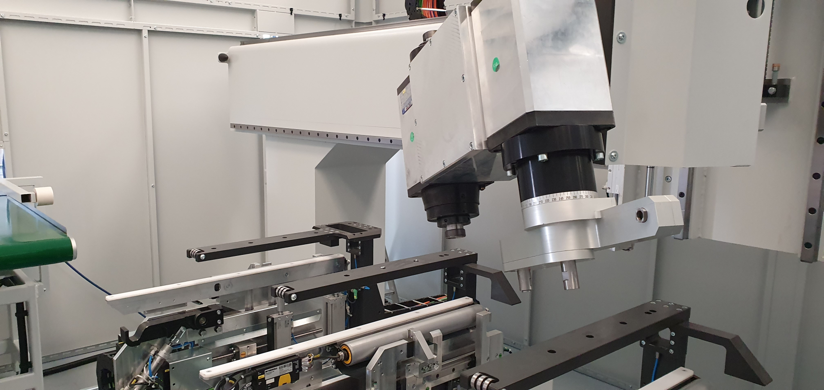 CNC Zargenbearbeitungsmaschine COMEC DRIVER / COMEC / DRIVER