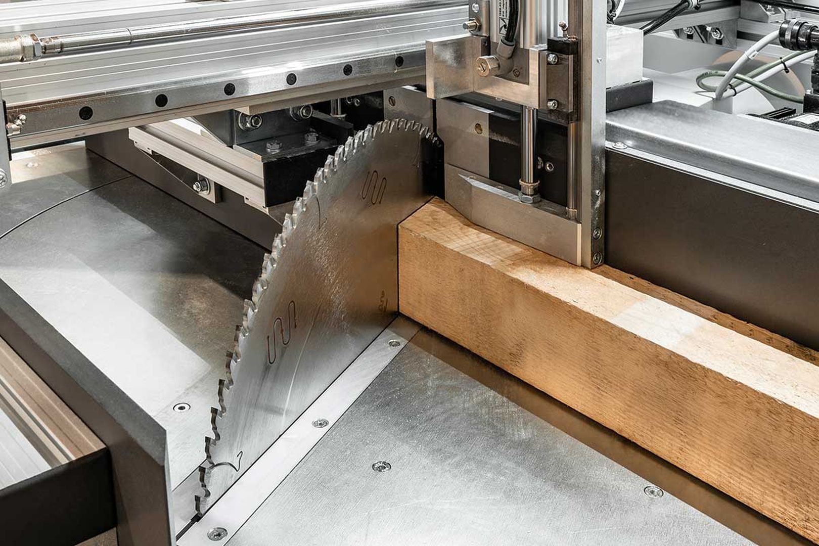 Optimierungskappsäge für Gehrungsschnitte SALVADOR Superangle 600 / SALVADOR / Superangle 600 Optimierungskappsäge für Gehrungsschnitte SALVADOR Superangle 600 / SALVADOR / Superangle 600