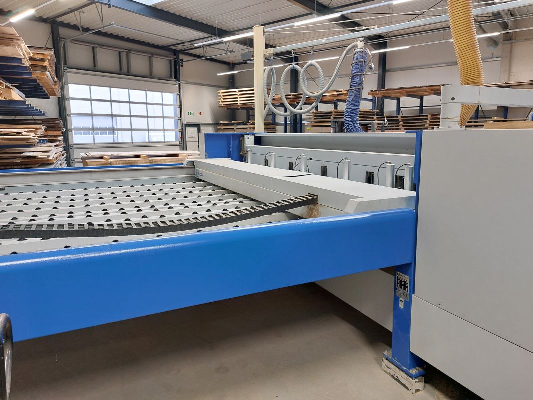 Plattenaufteilsäge / HOLZMA / HPP 380/43/43/L