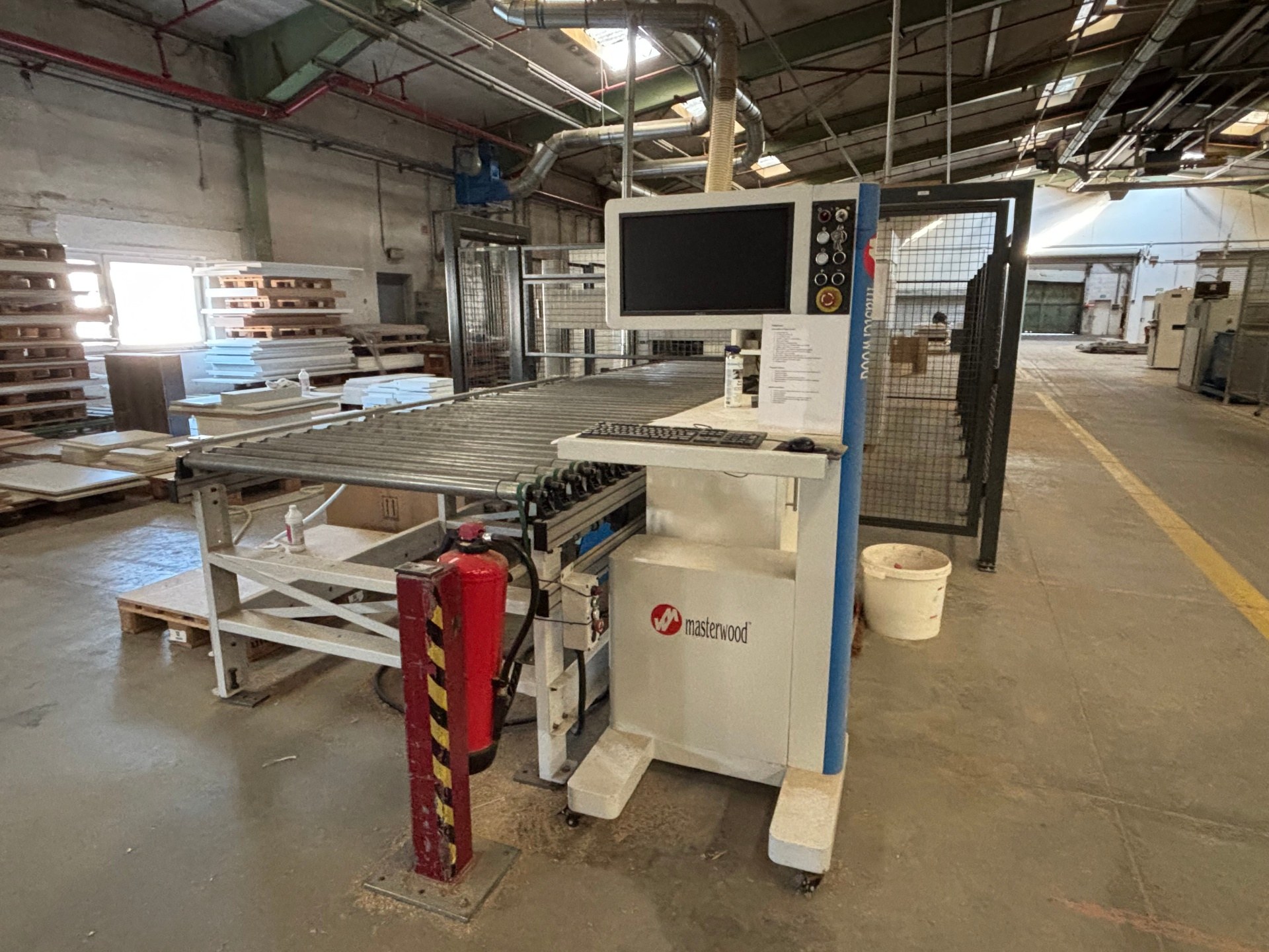 gebr. Bearbeitungszentrum Masterwood / MASTERWOOD / MasterDrill TF 600 SA