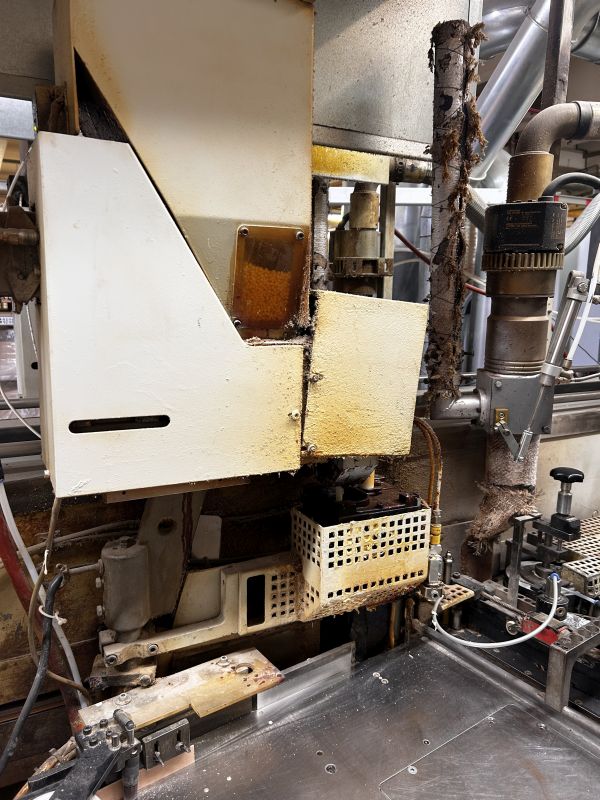 Doppelseitige Formatbearbeitungs- und Kantenanleimmaschine / HOMAG / PROFI KFL20/29/QA/25
