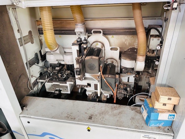 Doppelseitige Kantenanleimmaschine mit Abstapelung / HOMAG / Optimat KFL 526/9/A3/25