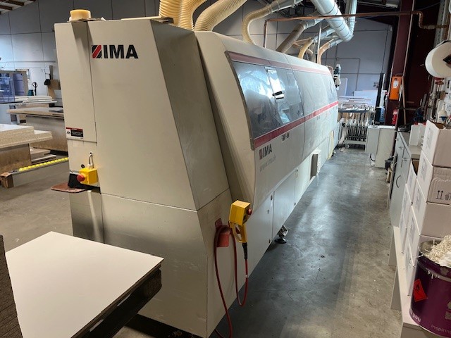 Einseitige Kantenanleimmaschine / IMA / Novimat/Contour/I/G80/700/R3+
