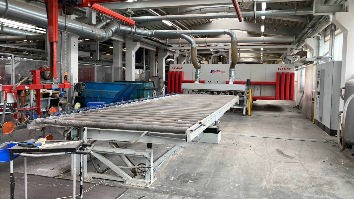 5-Achs-CNC Bearbeitungszentrum / Reichenbacher / VISION III-TT-L