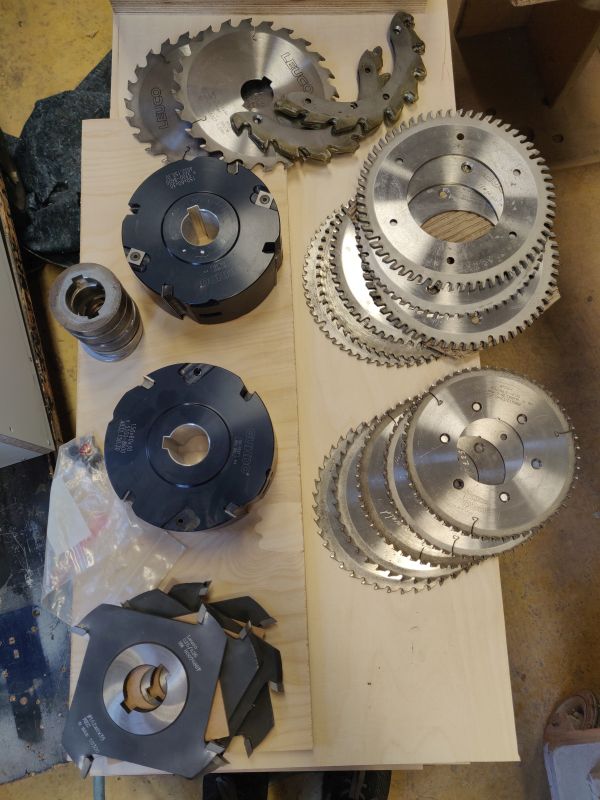 Doppelendprofiler / HOMAG / FLO23