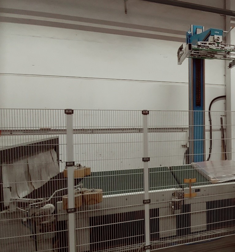 Folienverpackungsanlage mit Schrumpftunnel / ERREGI / 300 LP