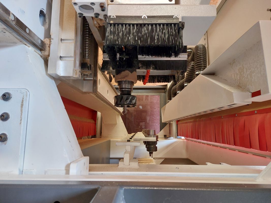 3-Achs Nestingmaschine / Omaksan / Mastercraft 2137