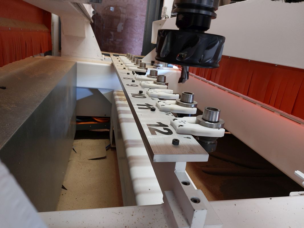 3-Achs Nestingmaschine / Omaksan / Mastercraft 2137