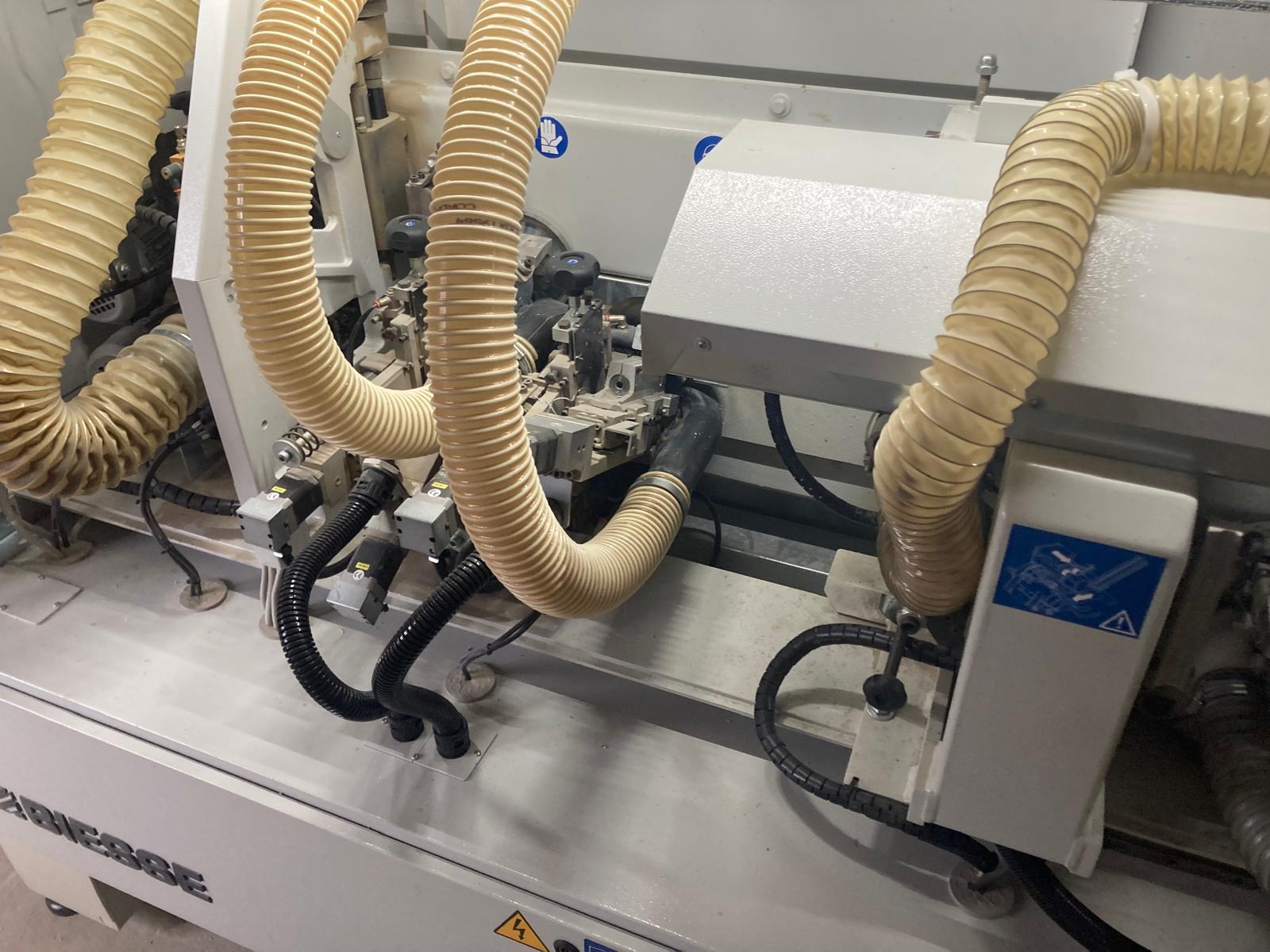 einseitige Kantenanleimmaschine / BIESSE / Akron 1440