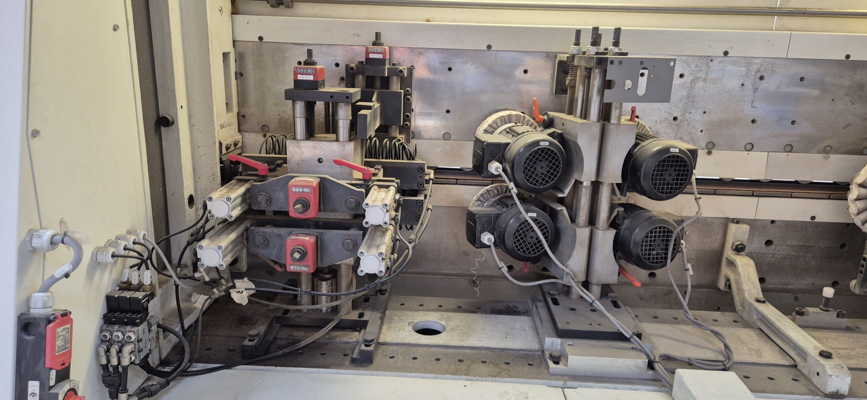 einseitige Kantenanleimmaschine / IMA / Novimat Systems/I/R75/1000
