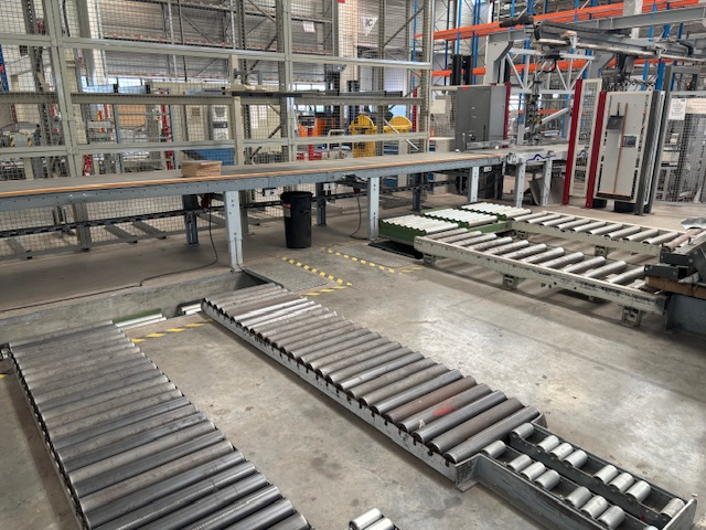 Verpackungslinie Boden / LIGMATECH / 