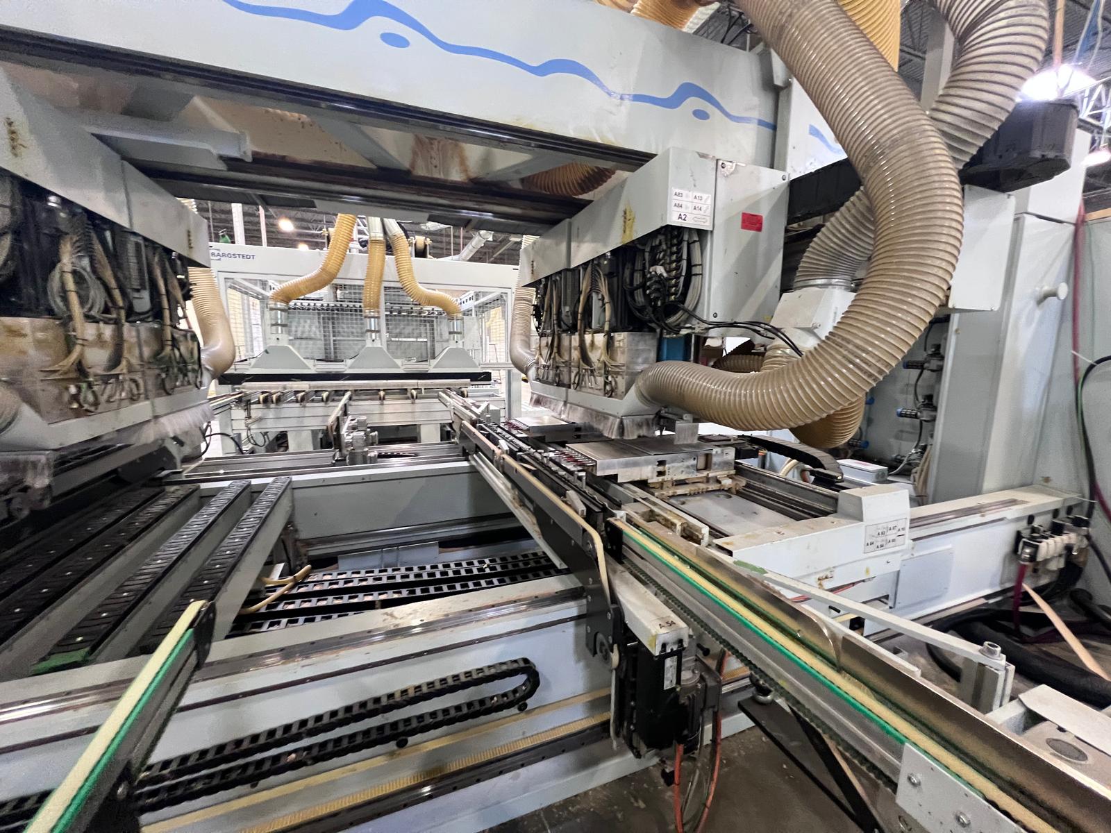 CNC Bearbeitungszentrum mit Abstapelung / WEEKE / BHT 500