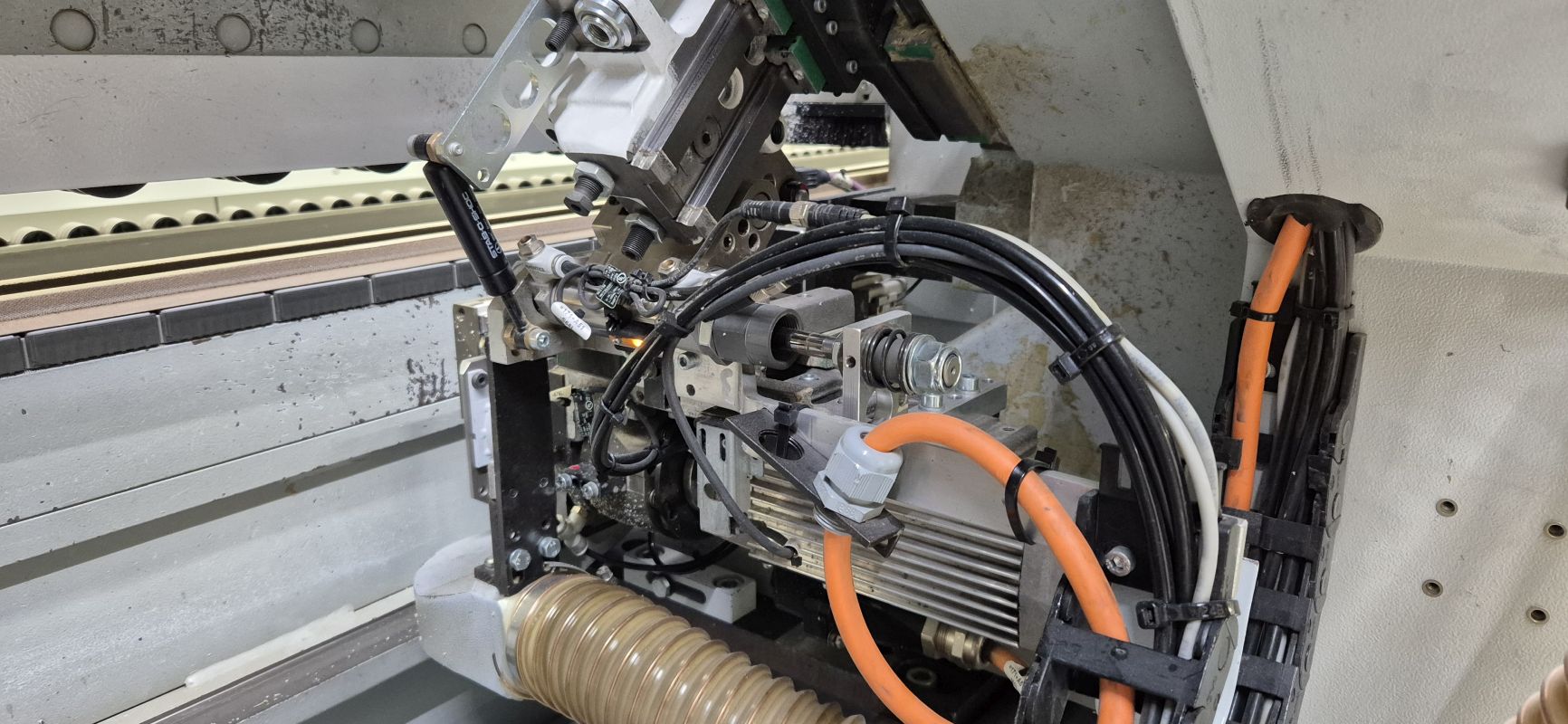 einseitige Kantenanleimmaschine / HOMAG / KAL 310/7/A3