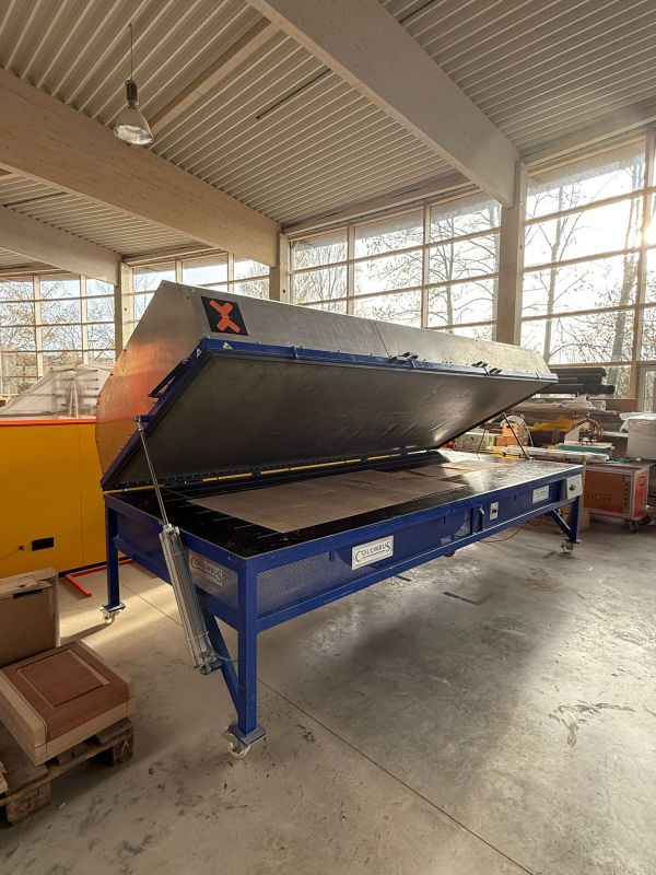 Vakuumpresse / COLUMBUS / Vacuformtisch XL