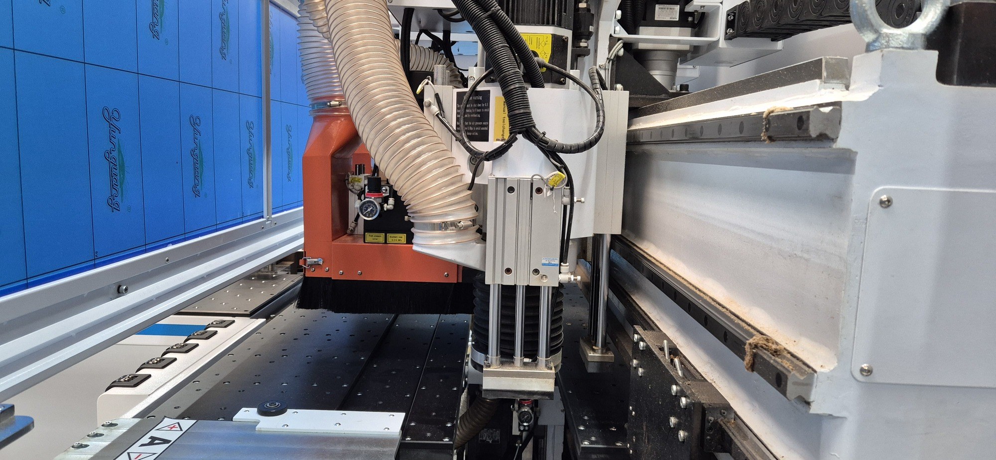 Sechs-Seiten-Bohrmaschine / QUICK CNC / KQ-63E