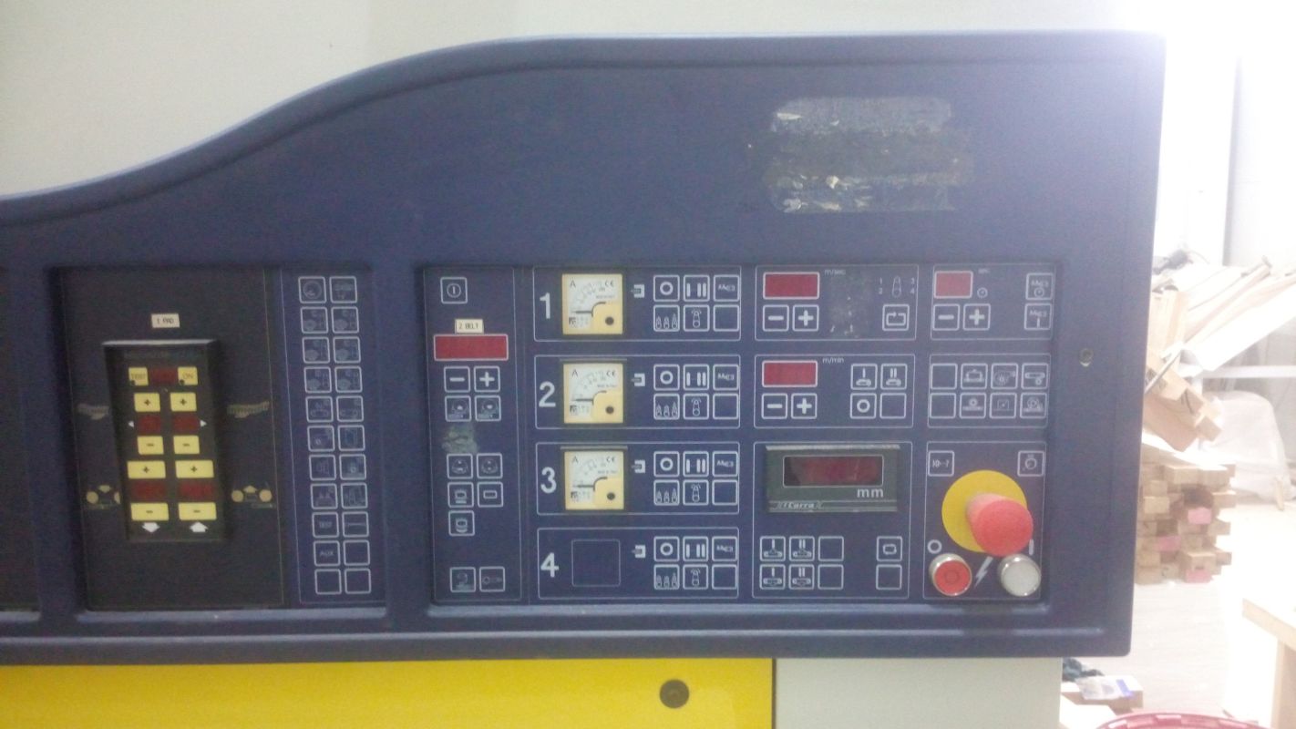 Schleifmaschine / CB Levigatrici / NV11.RRT