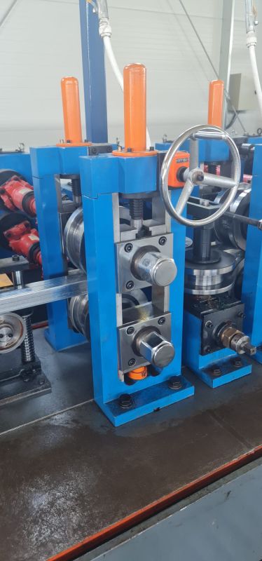 Röhrenfertigungsanlage / Bazhou Wanxin / Röhrenfertigungsanlage / Bazhou Wanxin /