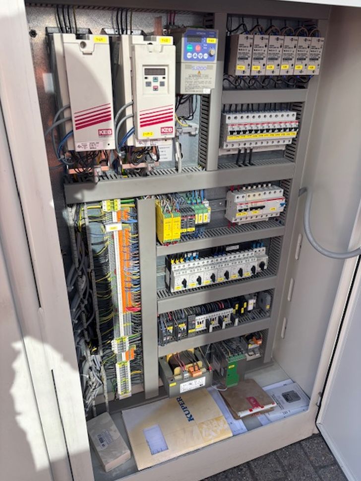 Furnierzusammensetzmaschine / KUPER / FL / Innovation