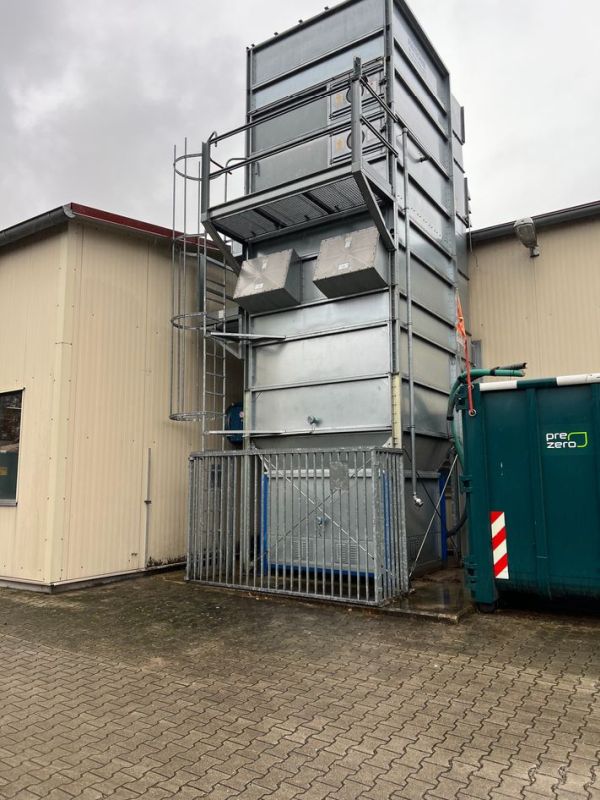 Absauganlage mit Briketierpresse / Hocker Polytechnick / MultiStar JP5