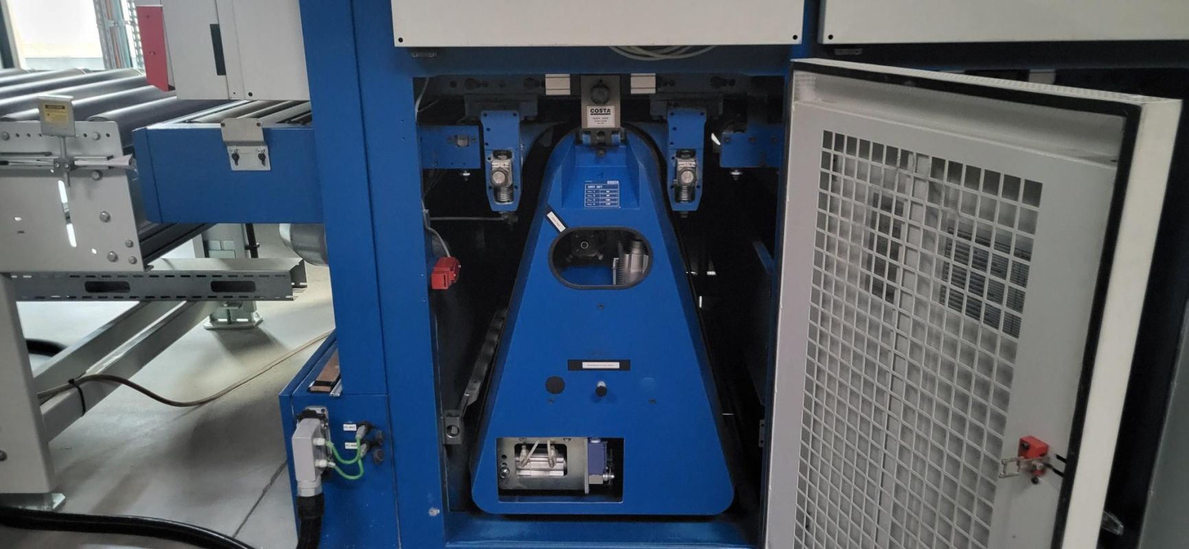 Ummantelungslinie / B&Uuml;RKLE / 