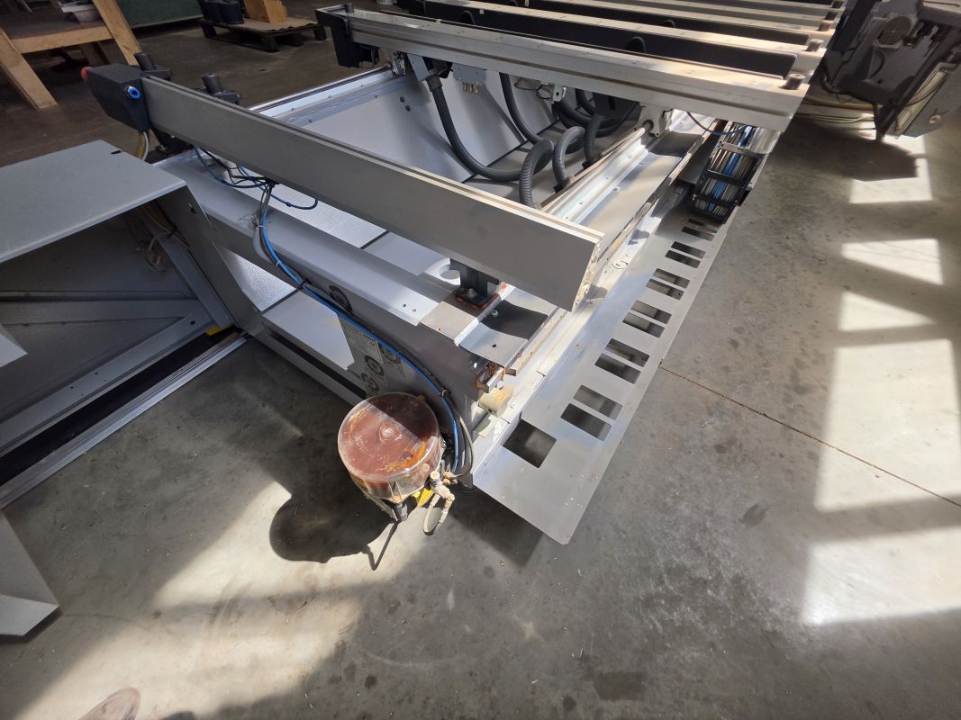 CNC-Bearbeitungszentrum / FELDER FORMAT4 / Profit H350 1630