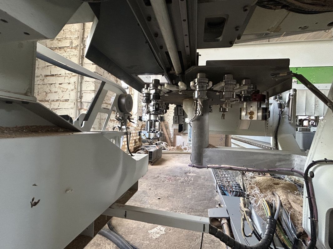 CNC-Bearbeitungszentrum / BIESSE / Rover A Edge 1643 CNC-Bearbeitungszentrum / BIESSE / Rover A Edge 1643