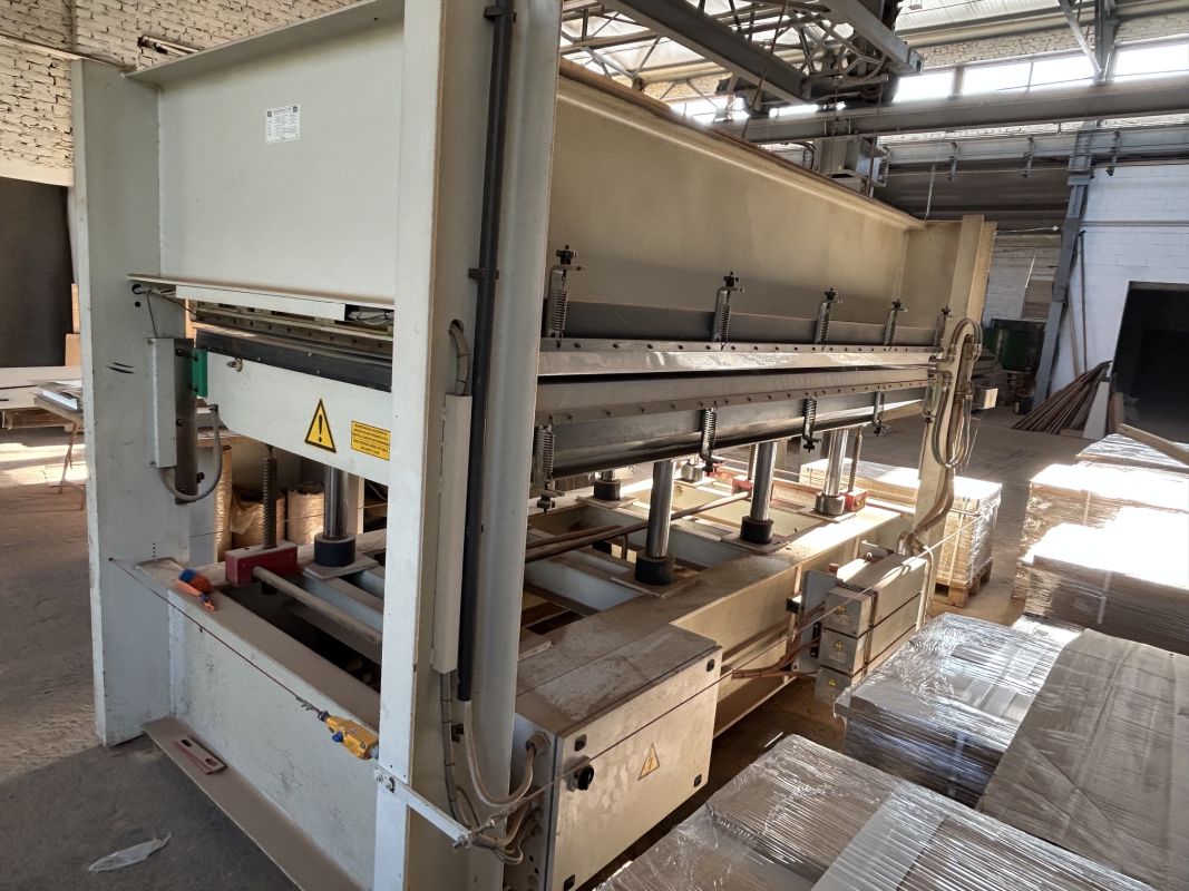 Heizplattenpresse / OTT / Solid 16-32 Heizplattenpresse / OTT / Solid 16-32