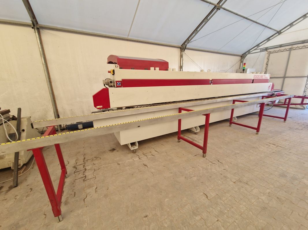Softforming Kantenanleimmaschine mit Plattenzuschnittvorrichtung / Elwood / 