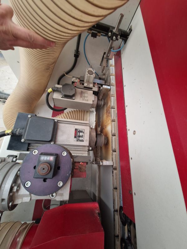Softforming Kantenanleimmaschine mit Plattenzuschnittvorrichtung / Elwood / 