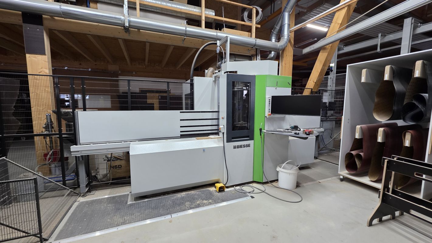 Vertikales CNC-Bearbeitungszentrum / BIESSE / Brema EKO 2.2