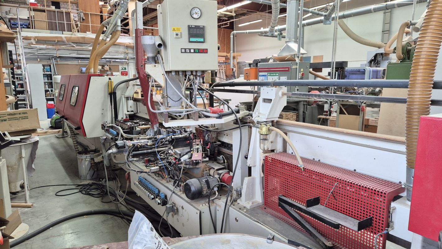 einseitige Falz-Kantenanleimmaschine / IMA / AVM/K/I/G80/822/S3R3L20