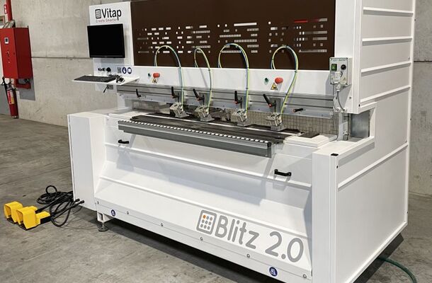 CNC- Bohr- u. Dübeleintreibmaschine / VITAP / Blitz 2.0