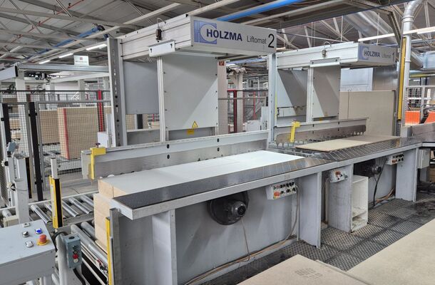 Abstapelb&uuml;hne f. Plattenaufteils&auml;gen / HOLZMA / HAU A/B 25/8 + 25/12